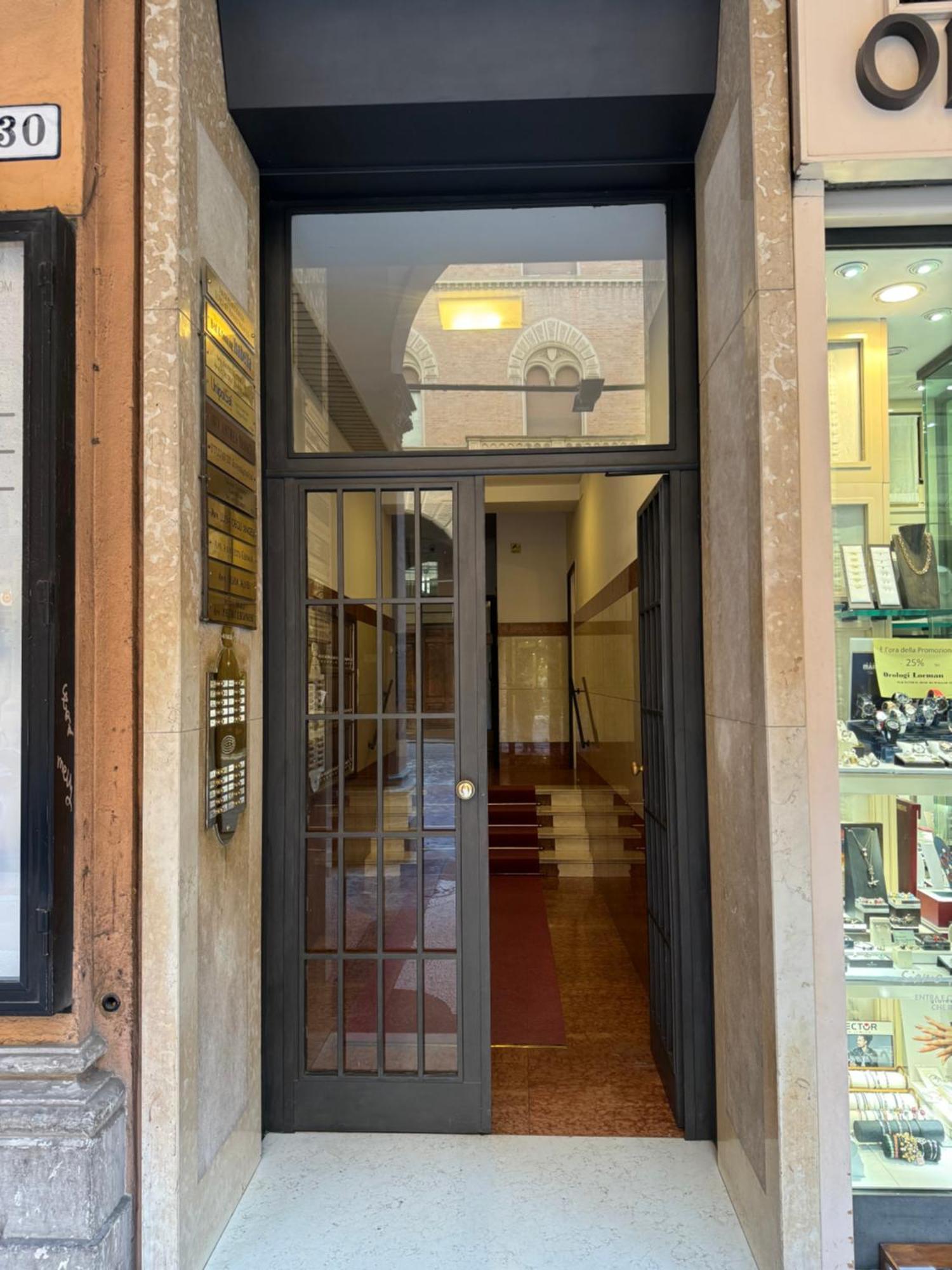 Nicholas B&B City Center- Apartment Bolonya Dış mekan fotoğraf